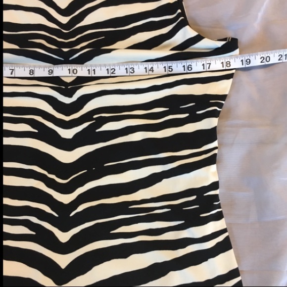 NWT! Jennifer Lopez zebra print dress - Picture 11 of 12